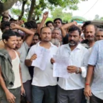 দীর্ঘদিন পরিত্যক্ত বিজলীমনি টি স্টেটের জমি ফেরতের দাবিতে আন্দোলন জমিদাতাদের